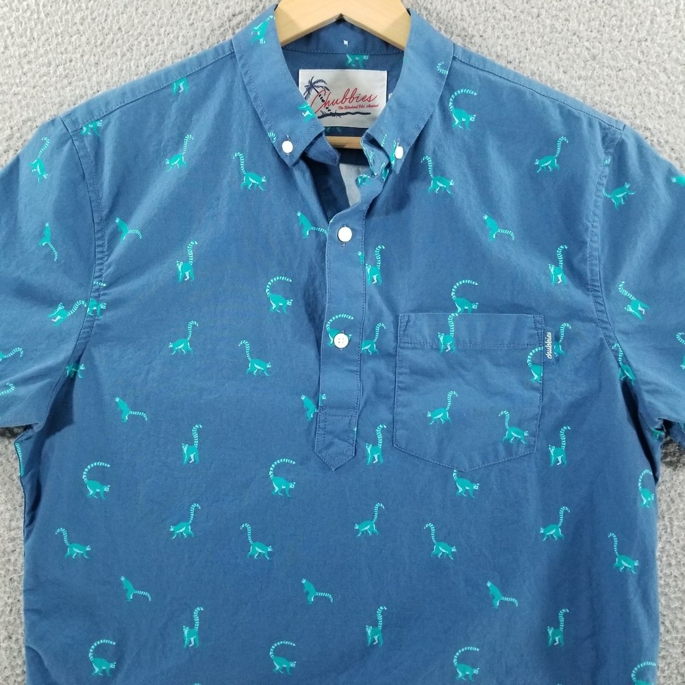 Chubbies Shirt Mens Medium Blue Lemur Alone Short Sleeve Popover Stretch Cotton